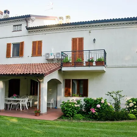 Nocleg ze śniadaniem La Coccinella 4*