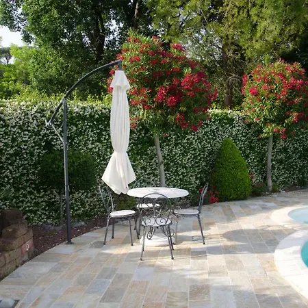 B&B La Coccinella 이에시